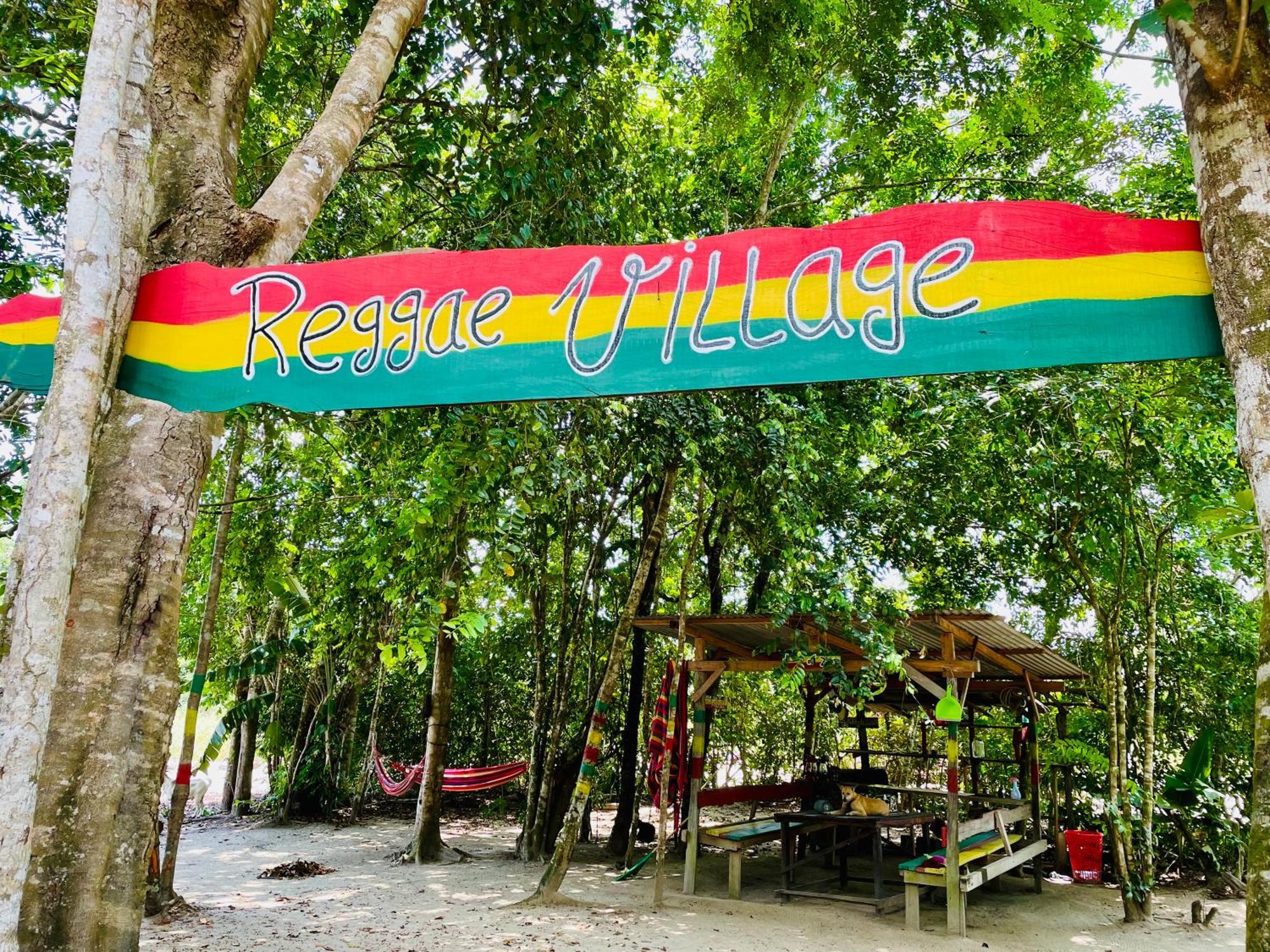 Land Of Promise - Reggae Bar & Eco Village Zanderij Экстерьер фото
