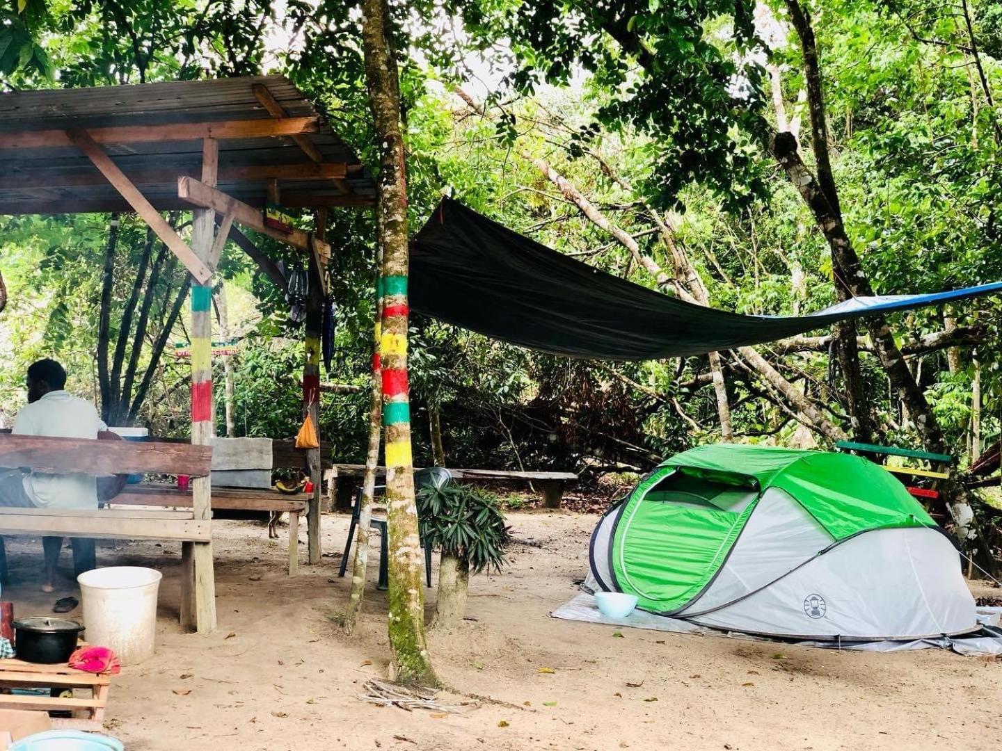 Land Of Promise - Reggae Bar & Eco Village Zanderij Экстерьер фото